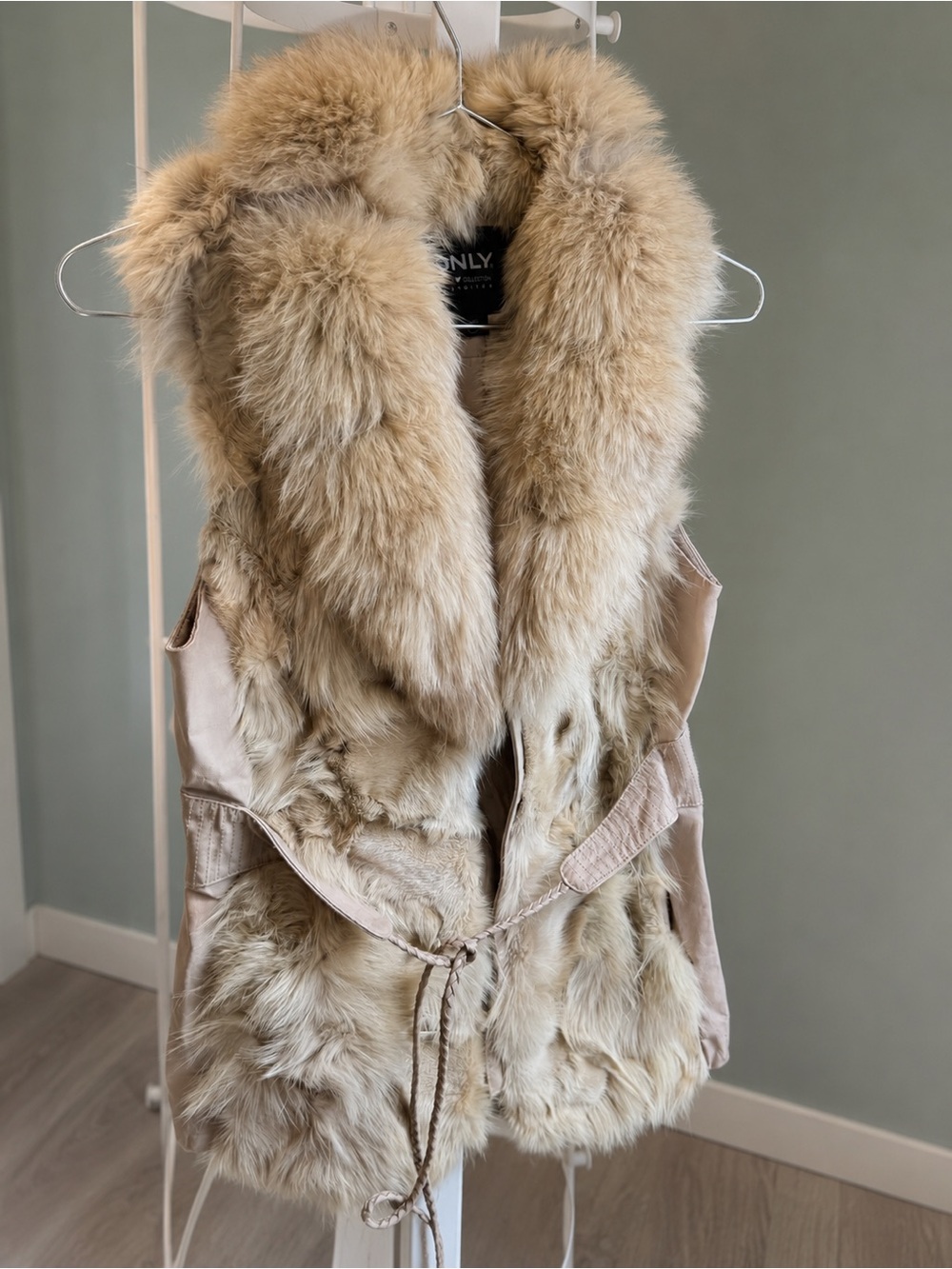 Vintage Real Fox Fur & Real leather Vest Cream Beige Aspen Old Money